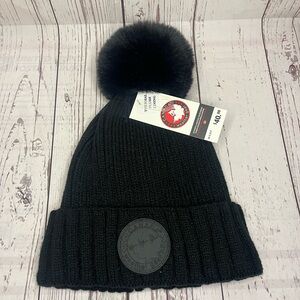 Canada Weather Gear Black Cable Knit Thermal Plush Lining Cuff Beanie Hat